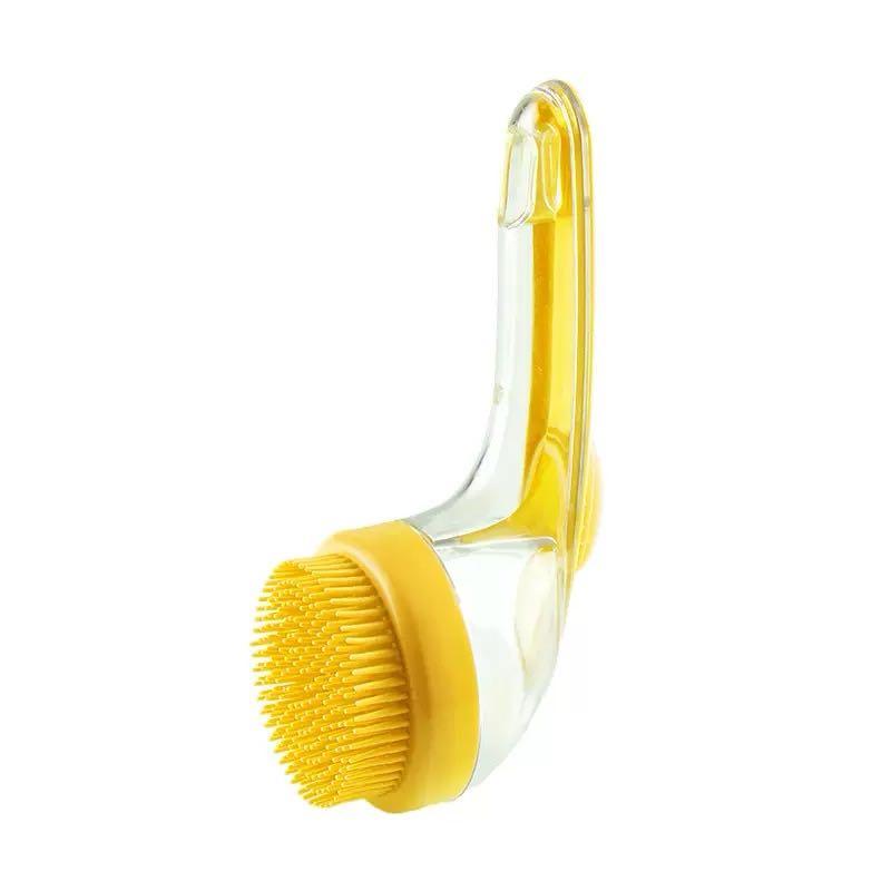 2-in-1 Pet Bath & Grooming Deshedding Brush with Built-in Soap Dispenser